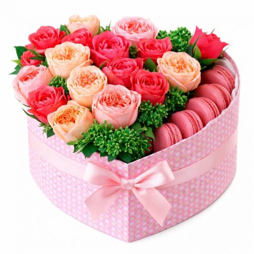 Цветы в коробке «Светлая радость»